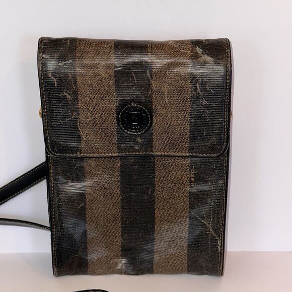 Authentic FENDI Vintage Crossbody Phone Pouch Bag Brown Black Canvas - Picture 2 of 14